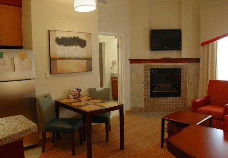 Residence Inn By Marriott Albuquerque Airport Oda fotoğraf
